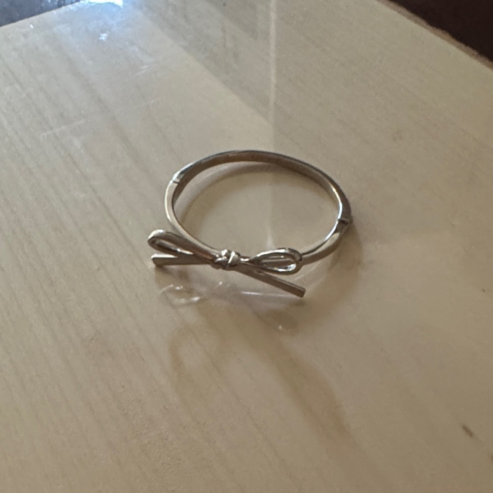 Elegant Kate Spade Bow bracelet